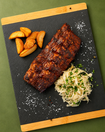 Costiţe de porc în sos BBQ de casă